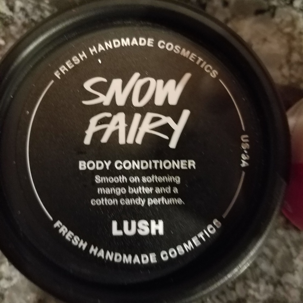 New LUSH Snow Fairy - Picture 2 of 7